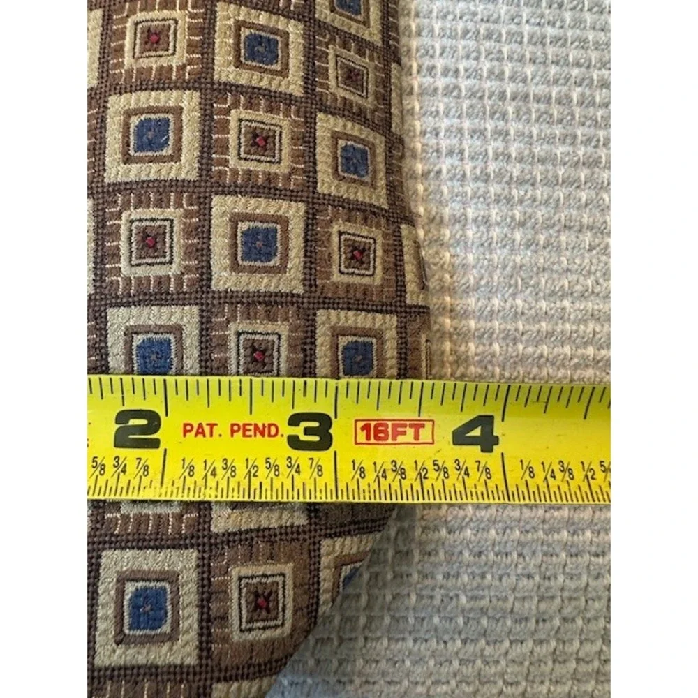 Bugatti Mens Silk Necktie Brown Tan Blue Geometric Square Pattern Medallion‎ Tie